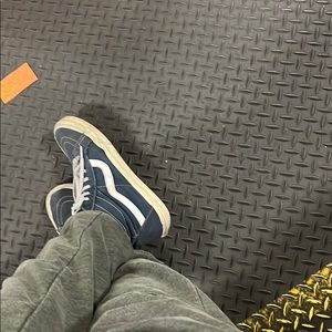 Meet your Posher, Andres